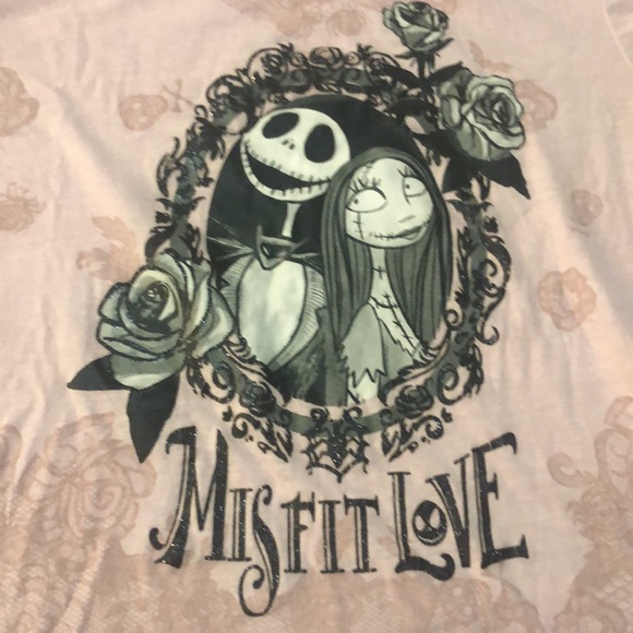 Nightmare Before Christmas T Shirt size small pink - Picture 7 of 9